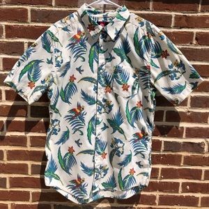 Quicksilver Hawaiian-style Shrt Sleeve Button Down